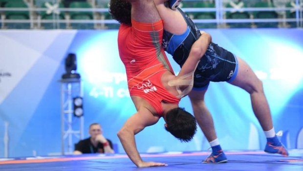 Güləşçimiz Belqradda qızıl medal uğrunda yarışacaq