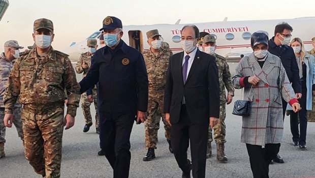 Türkiyənin Müdafiə naziri Zəfər Gününü Bakıda qeyd edəcək