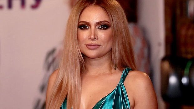 Nigar Camal özünü Merlin Monroya bənzətdi - FOTO