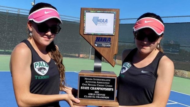 Azərbaycanlı məşhurun qızları ABŞ-da tennis yarışının qalibi oldu - FOTO