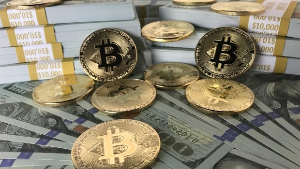 Kriptovalyutalar dolların rolunu zəiflədə bilər – ABŞ-da həyəcan