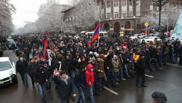 Zəngəzur dəhlizinin açılması xəbəri erməniləri şoka saldı - İrəvanda ETİRAZLAR başladı 