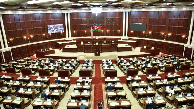 Dövlət büdcəsi haqqında qanun layihəsi plenar iclasa göndərildi - MİLLİ MƏCLİS