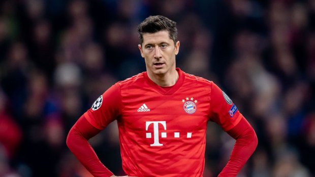 İlin ən yaxşısı Levandovski, Messi isə üçüncü oldu