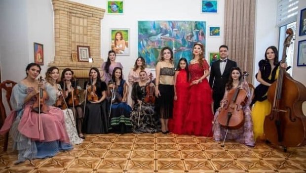 Azərbaycanda qadın orkestri yaradıldı - FOTO