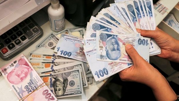 Rekord səviyyədə ucuzlaşan lirə bu gün də təzyiq altındadır
