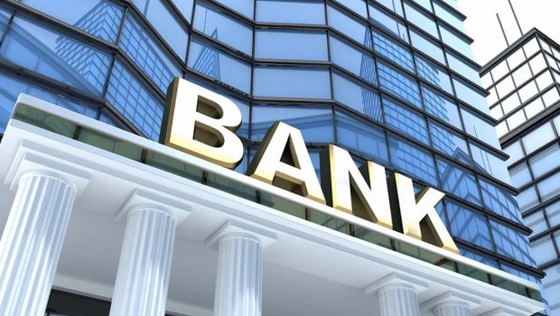 Bankların depozitləri 376 milyon manat artıb