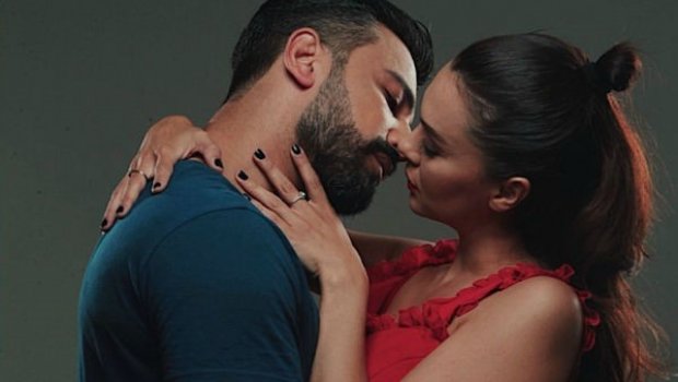 Oksana Şəhriyarla evliliyini niyə gizlədib? – Özü açıqladı