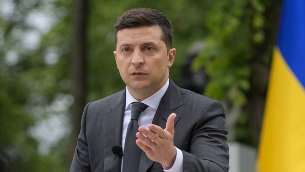 Zelenski ilə mübahisədən sonra qalmaqallı jurnalist Butusov Azərbaycana qaçıb? - FOTO