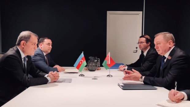 Azərbaycan və Belarus XİN başçıları görüşdü