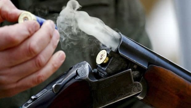 Gürcüstanda azərbaycanlı həmkəndlisini silahla vurdu