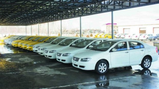 Bakıda ucuz qiymətə 13 avtomobil satıldı - HƏRRAC 