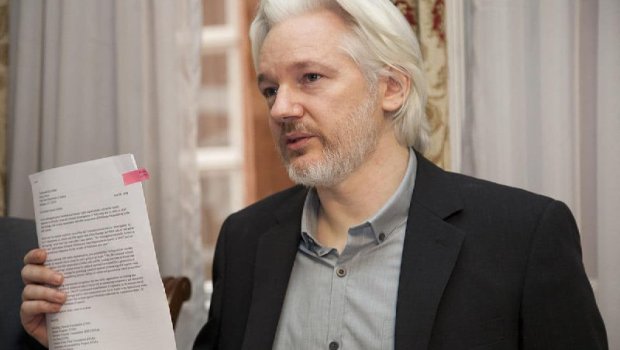 “WikiLeaks”in qurucusu insult keçirdi, yaddaşı pozuldu