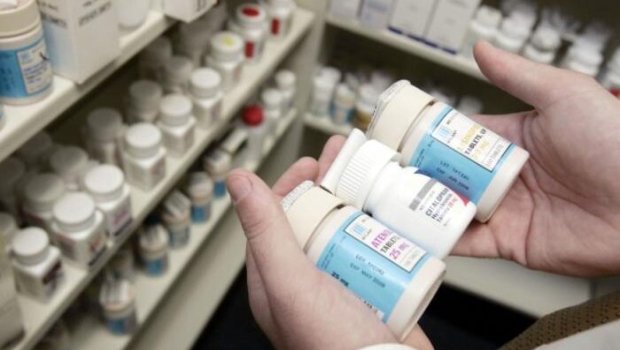 Cənub qonşumuzda dərman qıtlığı yaranıb - Apteklər boşdur...