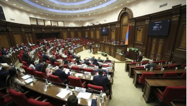 Paşinyanın partiyası parlamentdə Azərbaycan əleyhinə müzakirələrin qarşısını aldı