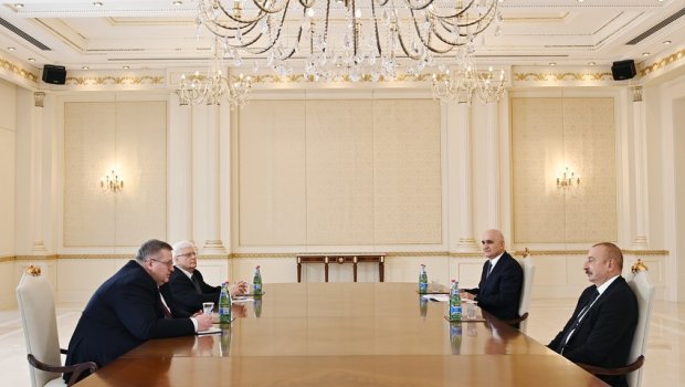 Prezident Rusiya Baş nazirinin müavini ilə bir sıra məsələləri müzakirə etdi - VİDEO