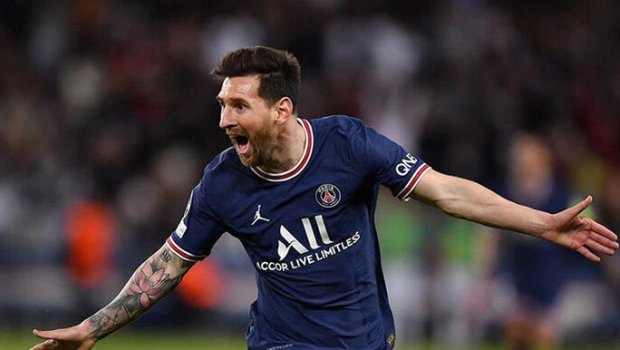 Ən yaxşı qolun müəllifi Messi oldu - VİDEO