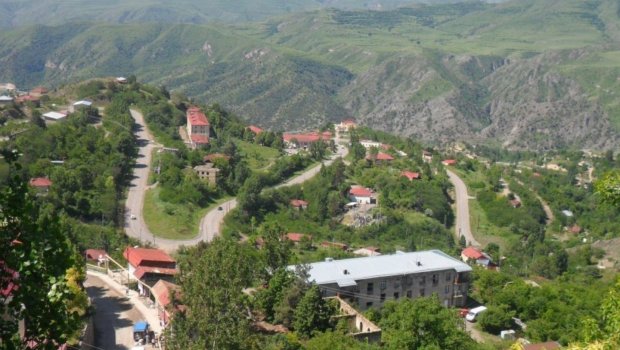 Laçın dəhlizində keçid məntəqələrinin quraşdırılması “Artsax”ın sonu deməkdir - Tiqran Abramyan