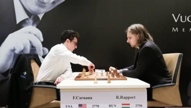 Vüqar Həşimovun xatirəsinə həsr olunmuş turnirdə Fabiano Karuana irəlidədir