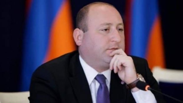 Ermənistan Türkiyə ilə münasibətlərə görə konstitusiyanı dəyişir – Erməni politoloq