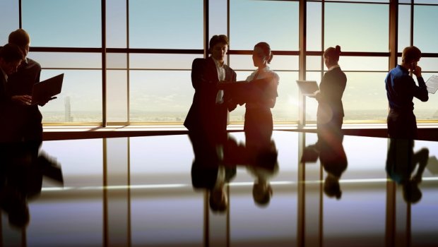 Özəl sektorda da maaşlar artacaqmı? – Ekspertdən CAVAB