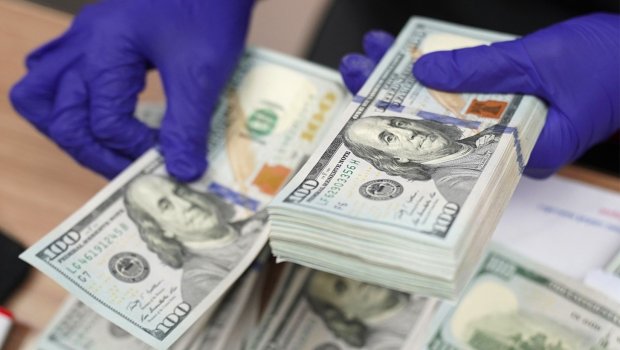 Valyuta hərracında 121 milyon dollar satıldı