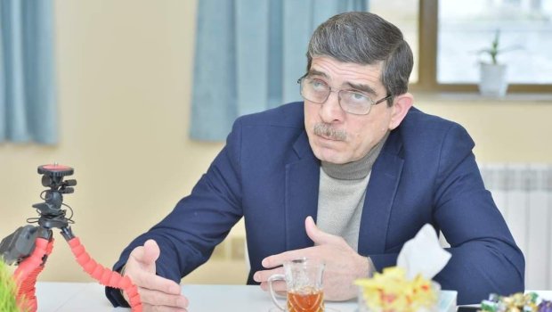 Teatrşünas Vidadi Qafarovun yubileyinə ÖZƏL: “Teatrımızda inteqrasiya problemi var”- MÜSAHİBƏ