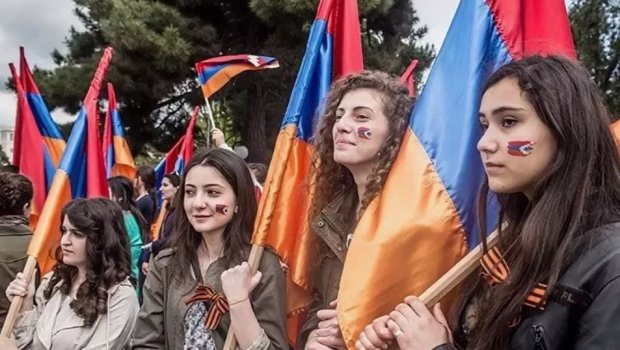 Ermənilər öz qızlarını niyə BUNA məcbur ediblər? – Qədim peşənin TARİXÇƏSİ