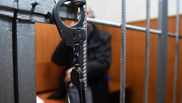 Dünən Ermənistana verilən 5 hərbçidən biri həbs edildi