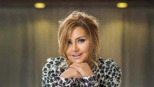 Zülfiyyə Xanbabayeva: “Flora Kərimova dedi ki, bunu etmə, qeyri-peşəkar görünür”