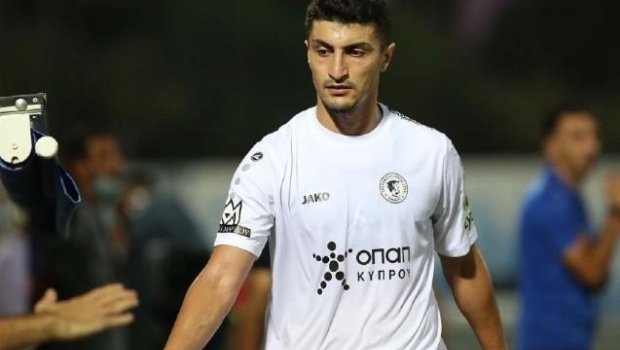 Araz Abdullayev Kipr klubundan ayrıldı
