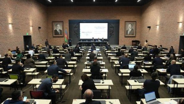 Gənclər və idman naziri federasiya rəhbəri və məşqçilərlə görüşdü - FOTO