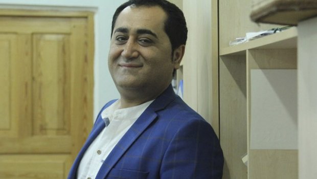Elgiz Əkbərin halı pisləşib: \