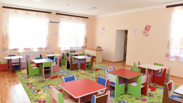 Bağça işçilərinin də əməkhaqqı artırıldı
