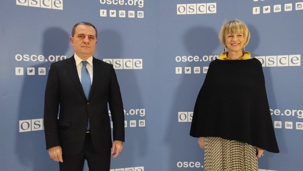 Ceyhun Bayramov ATƏT-in Baş katibi Helqa Şmit ilə görüşdü