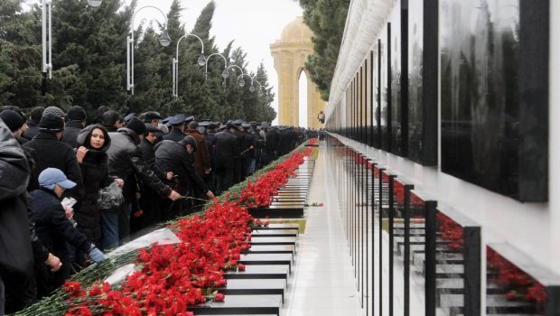 Xalqımız 32 ildir ki, o müdhiş 20 YANVAR gecəsini xatırlayır