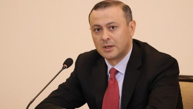 Ermənistan Təhlükəsizlik Şurasının katibi Hikmət Hacıyevə cavab verdi