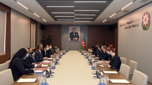 Ceyhun Bayramov Malayziya XİN başçısının müavini ilə görüşdü - FOTO