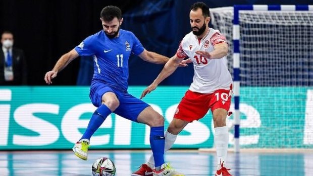 Millimiz Avropa çempionatına məğlubiyyətlə başladı