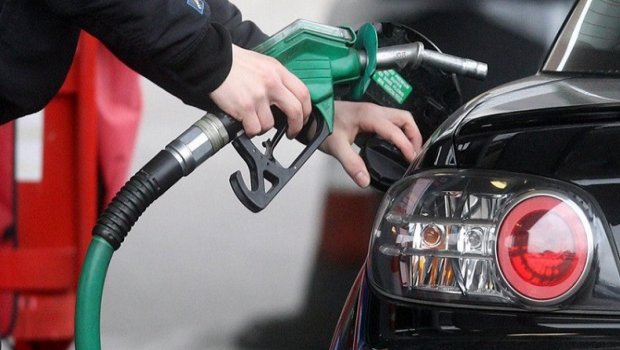 Azərbaycanda Aİ-92 benzini gömrük rüsumundan azad edildi