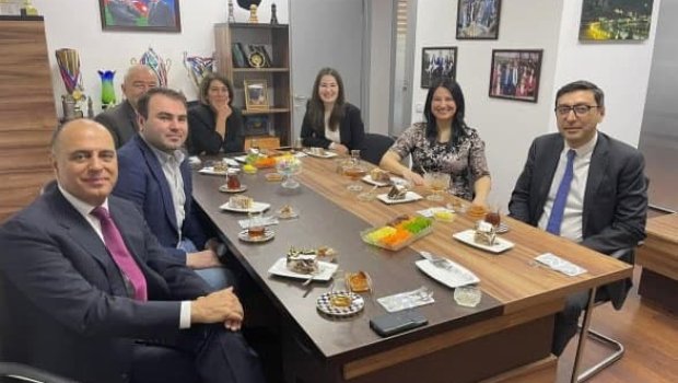 Bakıda Məmmədyarovlar ailəsinin şahmat məktəbi açıldı