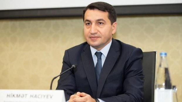 Hikmət Hacıyev: “Azad edilmiş ərazilərdə 7 yeni şəhər salınmalıdır”