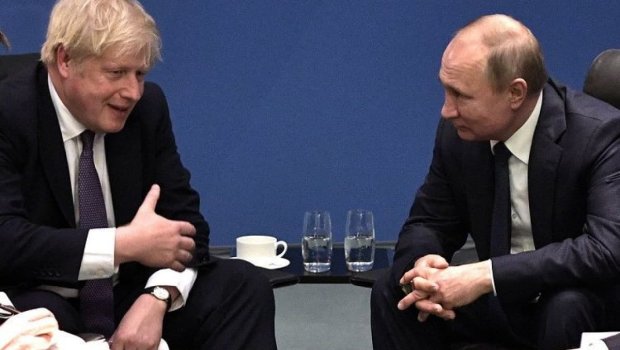 Putin bu gün Boris Consonla telefonla danışacaq - Yuri Uşakov 