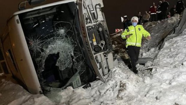 Türkiyədə ağır yol qəzası: 25 yaralı var