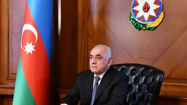 Əli Əsədov ukraynalı həmkarı ilə telefonda nəyi müzakirə etdi?