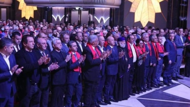 Daşnaksütyun partiyasının toplantısına kimlər qatılıb? – İşxan Verdiyandan TƏHLİL