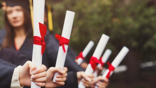 Tələbələr üçün Prezident təqaüdü artırıldı - FƏRMAN 