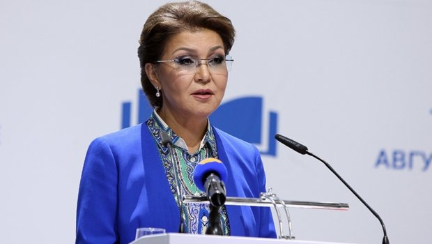Nazarbayevin qızı hələ də parlamentin iclaslarına gəlmir – SƏBƏBİ AÇIQLANDI