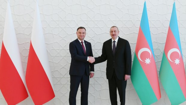 Polşa Prezidenti İlham Əliyevə zəng etdi
