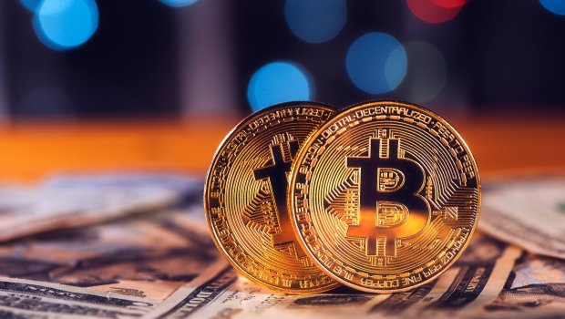 “Bitcoin” bir qədər ucuzlaşdı – Kriptovalyuta qiymətləri